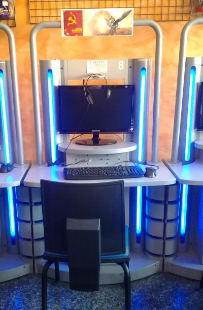 Gamer Shop on Cotaku Shop Robot E Figure A Monza Lpm Hw Computer Gaming Lpm